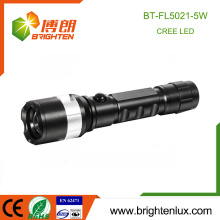 OEM Factory Supply 3.7v 18650 Batterie à l&#39;action Aluminium Cree led prix de la torche rechargeable